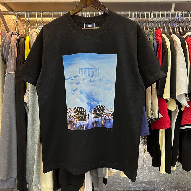 Kith T-Shirt KITH New York Store Defines The Life That The Sky Clouds Yearn For
