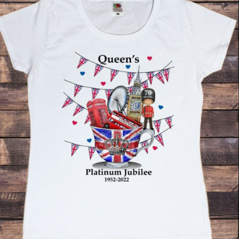 Inspired by Queen's Platinum Jubilee 2022 Elizabeth 70 Years T-shirt Printed round Neck Short Sleeve T-shirt