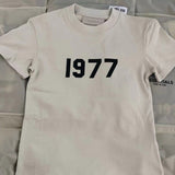 Fear of God Essentials Kids 1977 T-Shirt Shorts 1977 Flocking Printed Loose T-shirt