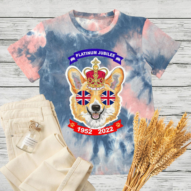 Inspired by Queen's Platinum Jubilee 2022 Elizabeth 70 Years T-shirt Loose Crew Neck T-shirt