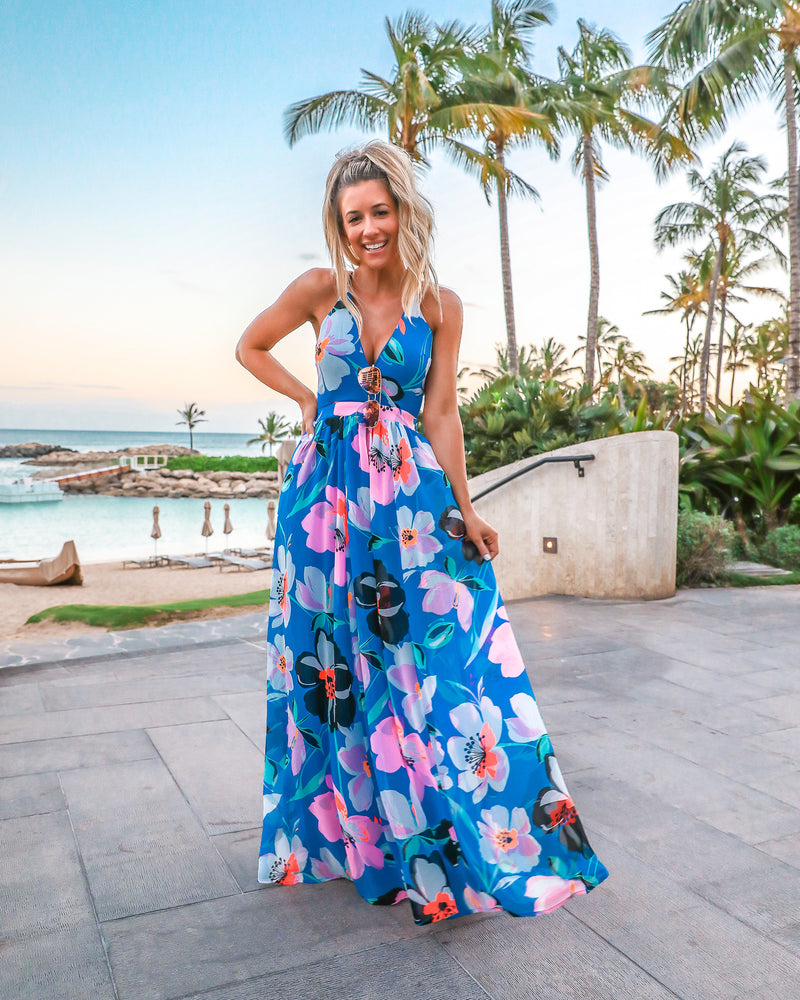 Women Dress Summer Hot Girl Halter Dress